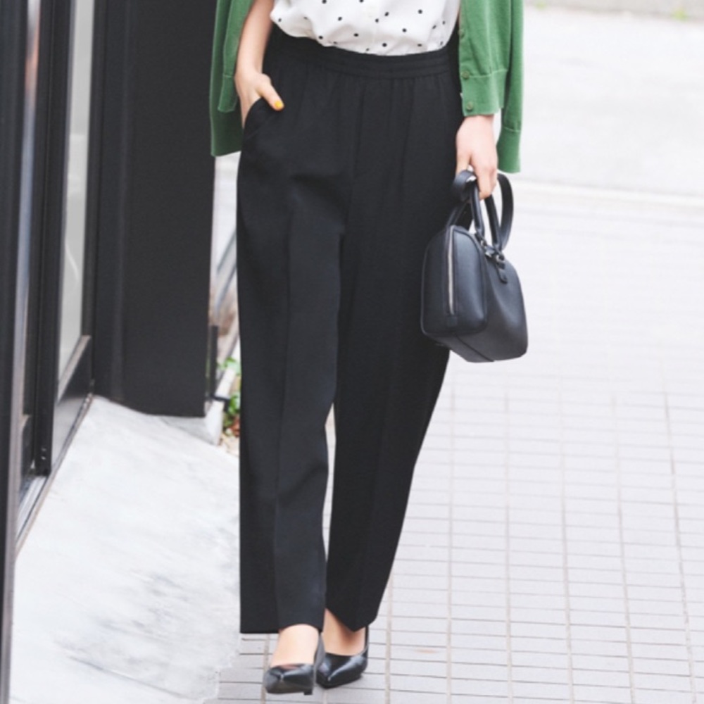 UNIQLO Wide Straight Black Pants